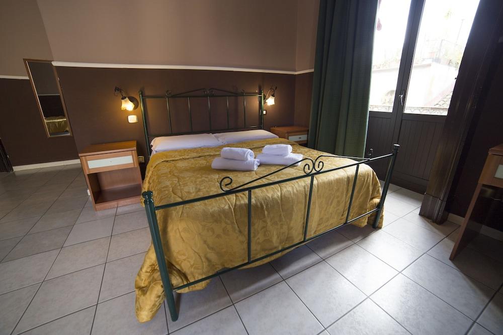 Hotel Biscari Catania Ngoại thất bức ảnh